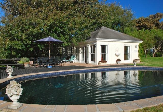 Majini Guesthouse Sweet Valley 外观 照片